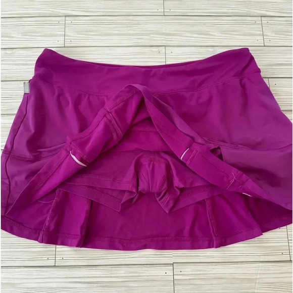 Nike Women's Purple Skort - Picture 2 of 6